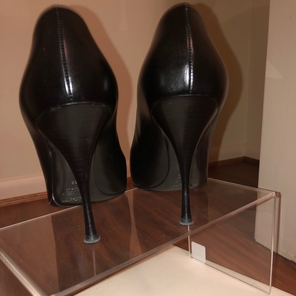 🔥YSL Black Pumps - Picture 4 of 7